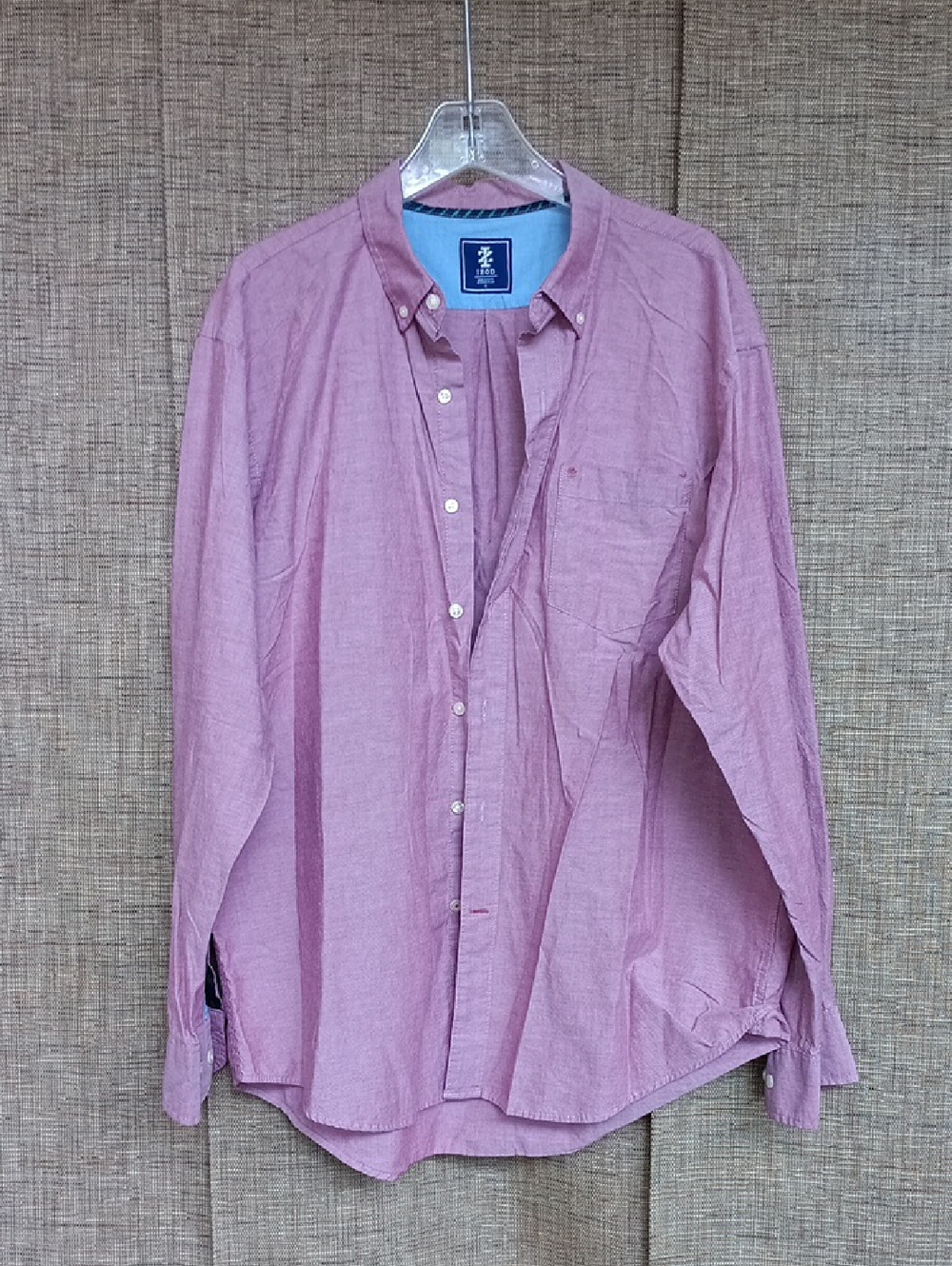Izod Men’s Long-Sleeve Button-Down Shirt — Light Purple